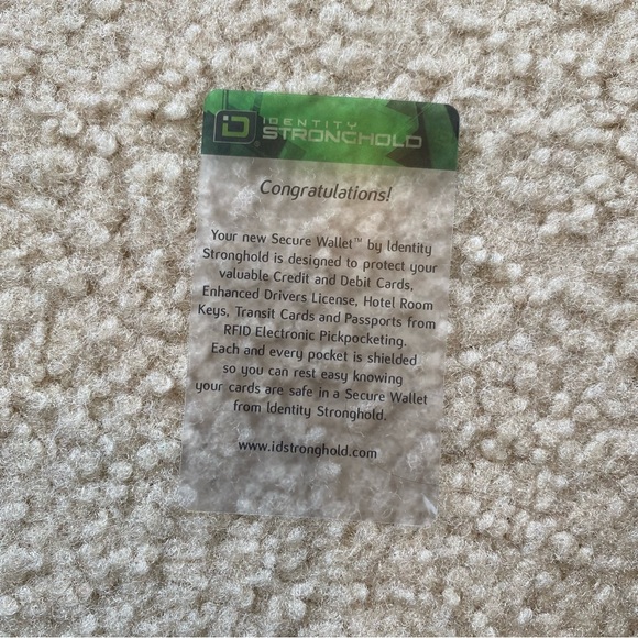 Identity Stronghold Women's Black Wallet NIB - Picture 7 of 7